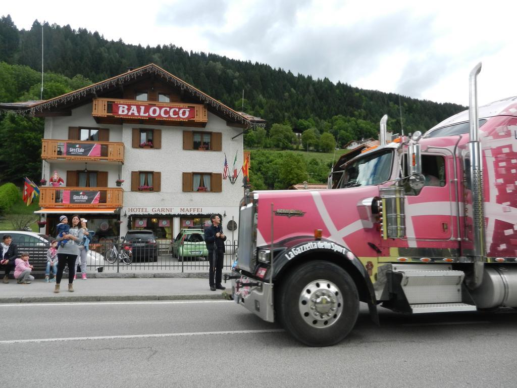 Maffei Hotel Pinzolo Kültér fotó